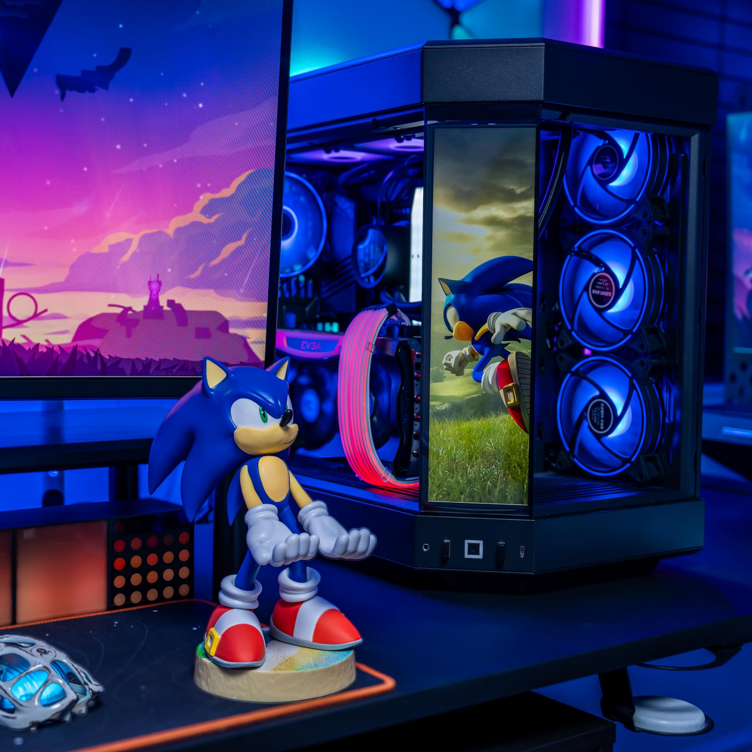 Cable Guys - Modern Sonic The Hedgehog Gaming Accessories Holder & Phone Holder For Controller ( XBOX - , Play Station, Nintendo Switch) & Phone (Iphone, Samsung Galaxy, Google Pixel)